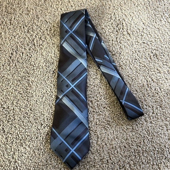 Calvin Klein Black/Gray/Blue Plaid Tie - Picture 2 of 6